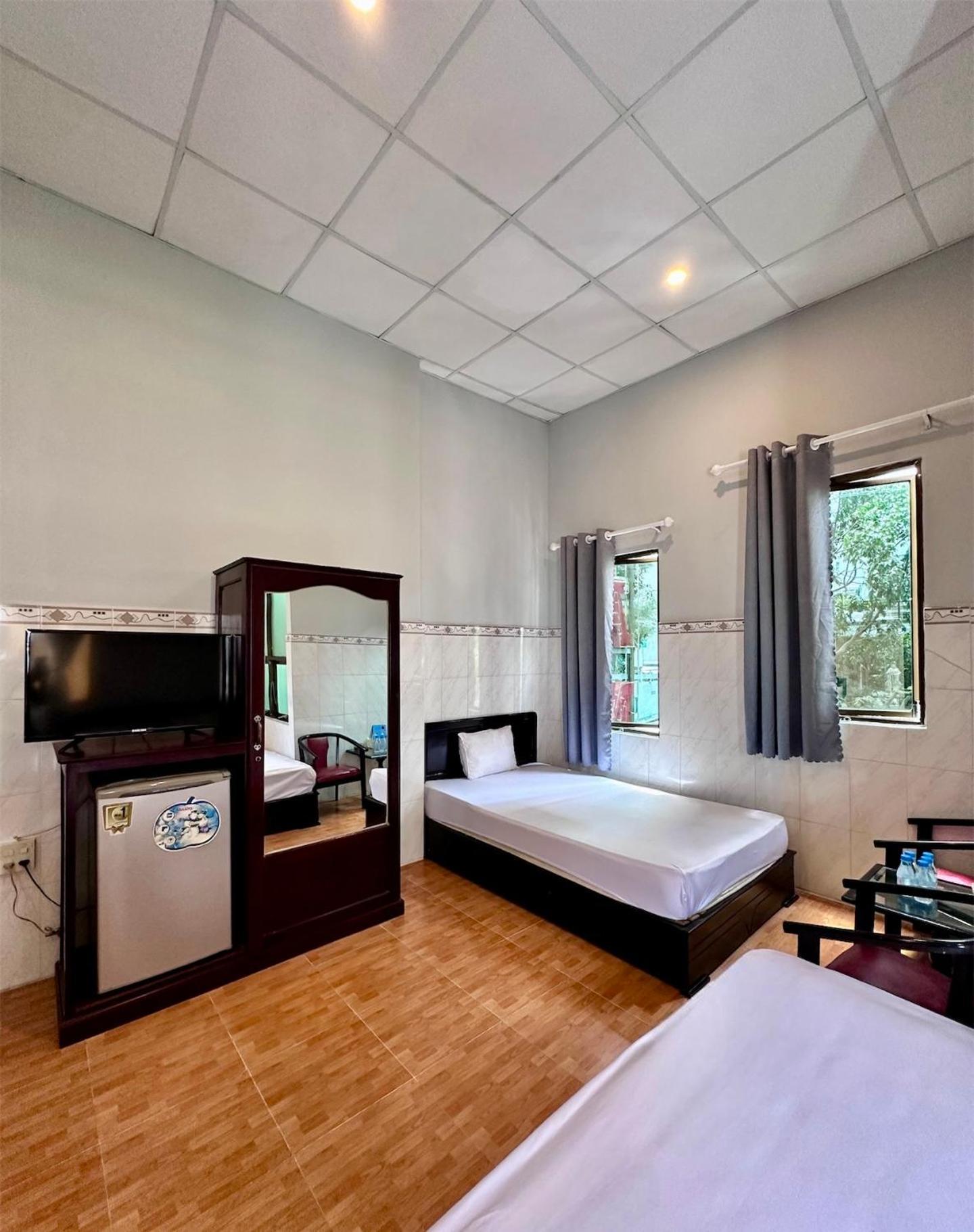 Khach San Nam Do 2 Hotel Can Tho Exterior photo